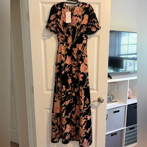 ModCloth Soiree Saunter Velvet Maxi Dress Black Floral - Picture 2 of 3